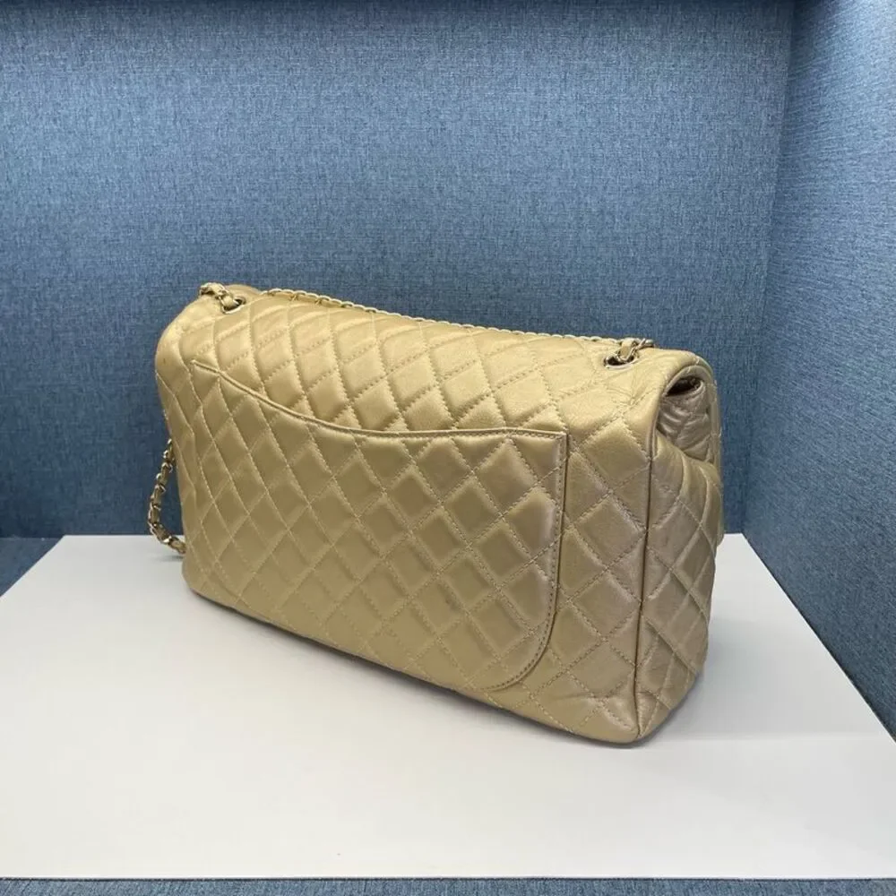 Chanel Women Pre-Loved Bag Very Good Condition
